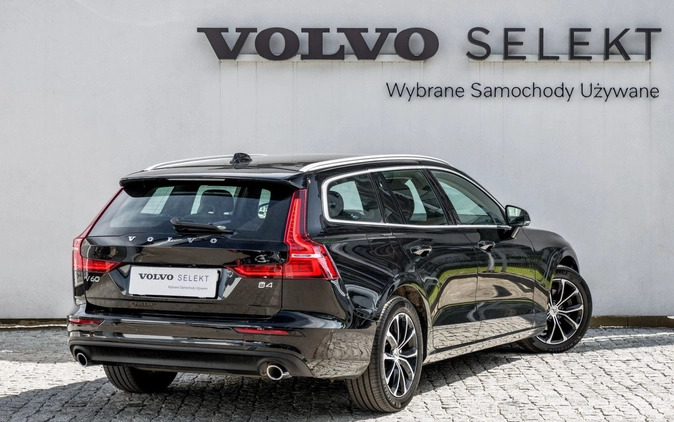 Volvo V60 cena 139900 przebieg: 46500, rok produkcji 2021 z Węgrów małe 596